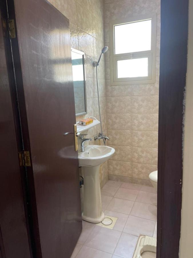 Spacious Apartments At Basla St 3 Mins From King Fahd Stadium Riyadh Exterior photo