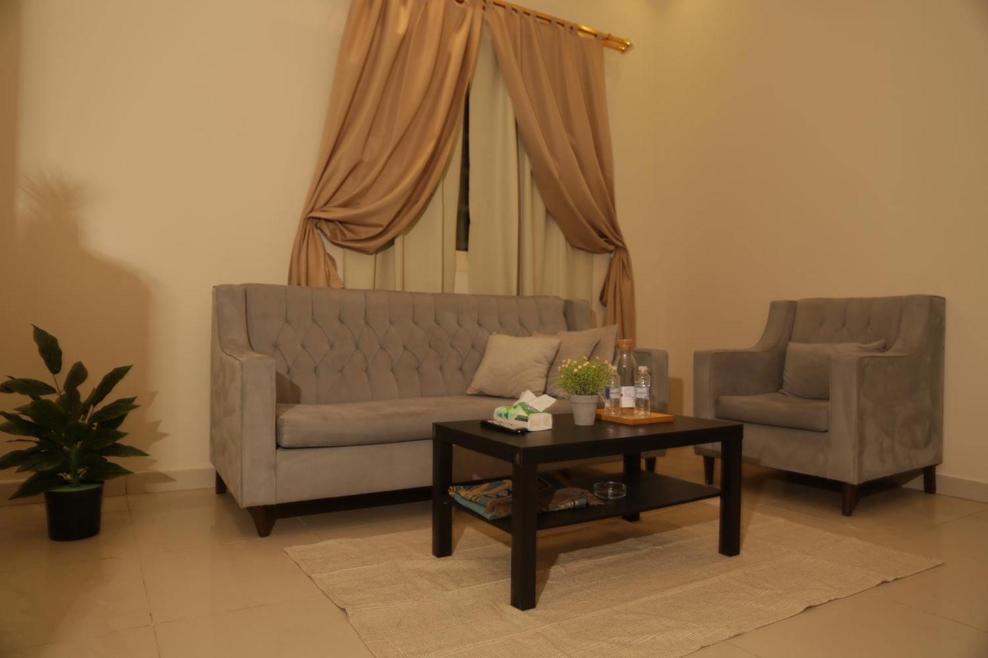 Spacious Apartments At Basla St 3 Mins From King Fahd Stadium Riyadh Exterior photo